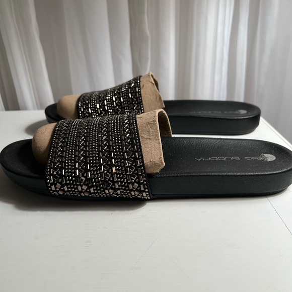 Big Buddha black and bronze beaded slides. Size 10 - Picture 4 of 6